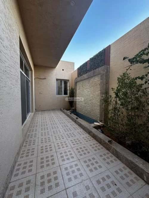 فيلا 375 متر مربع شرقية على شارع 15م المهدية، غرب الرياض، الرياض