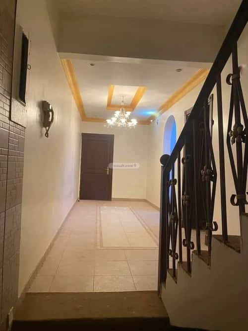 فيلا 273 متر مربع جنوبية على شارع 10م العليا، وسط الرياض، الرياض