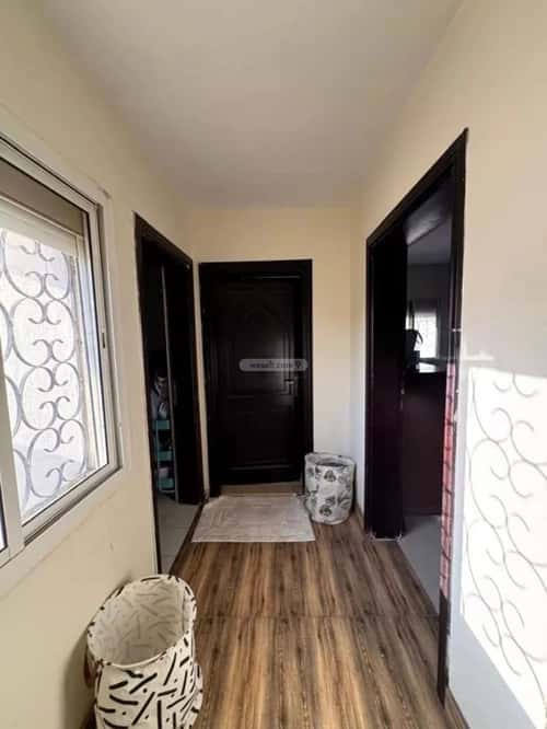 فيلا 200 متر مربع جنوبية على شارع 15م الصواري، شمال جدة، جدة