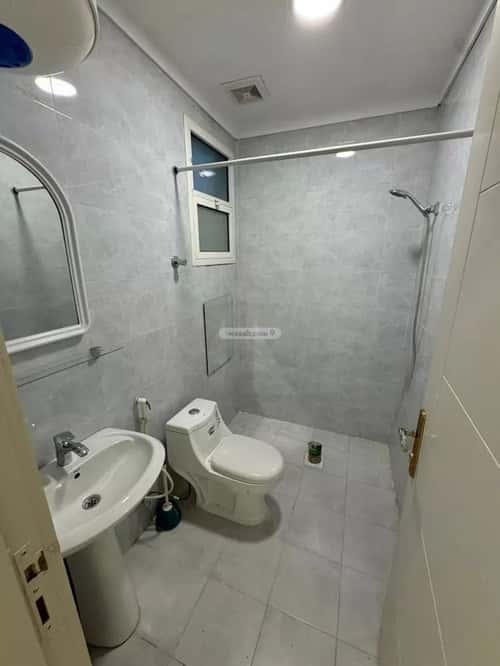 شقة ب 5 غرف الشعلة، الدمام