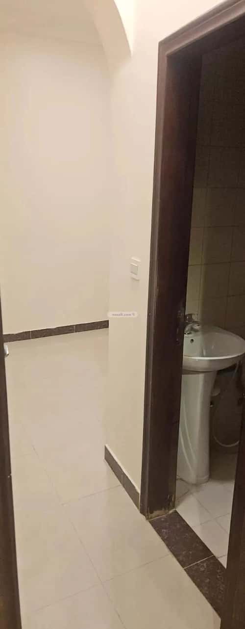 شقة ب 6 غرف الندى، الدمام