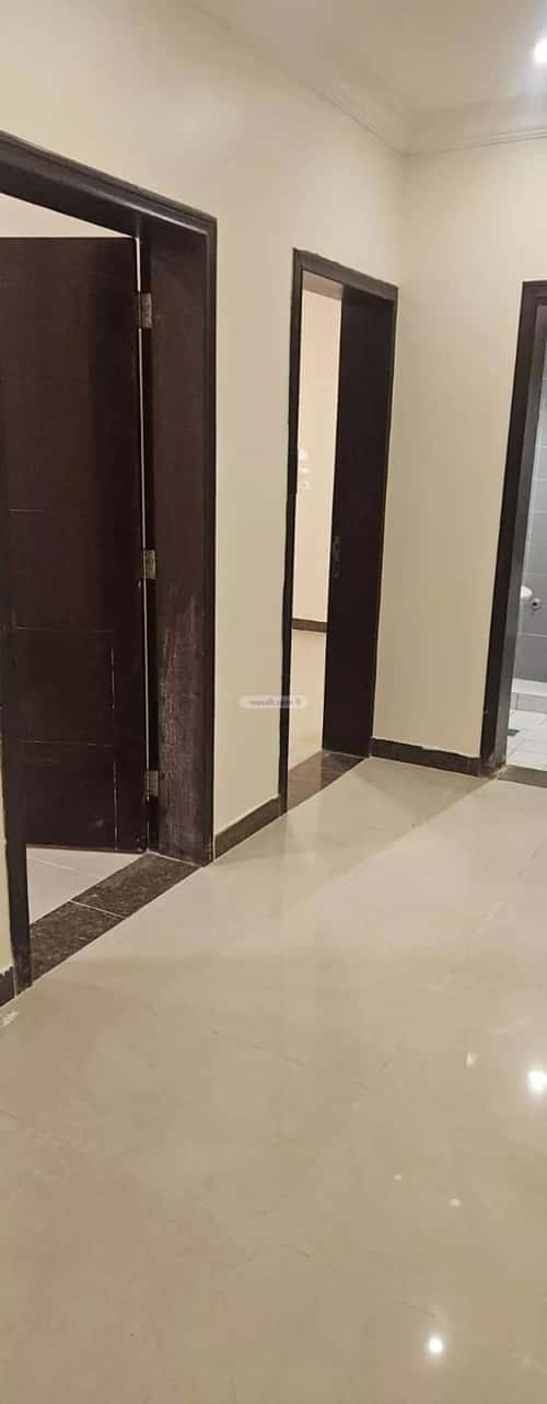 شقة ب 6 غرف الندى، الدمام