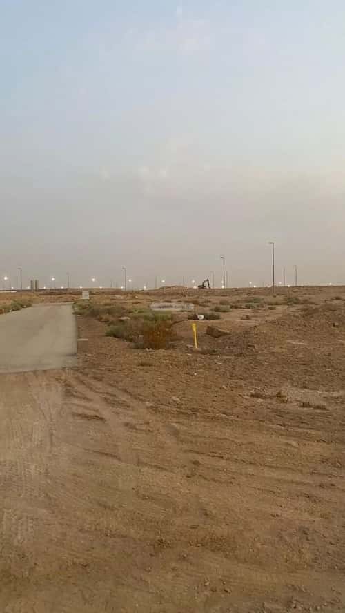 أرض 450 متر مربع شمالية على شارع 20م ضارج، بريدة