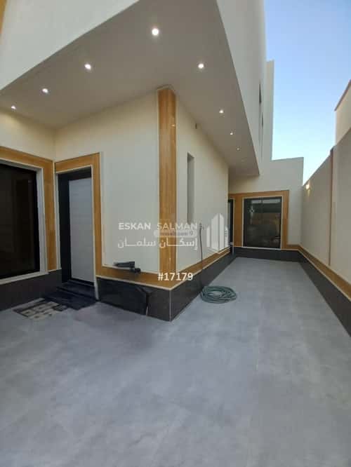 فيلا 200 متر مربع جنوبية على شارع 15م الأندلس، المزاحمية