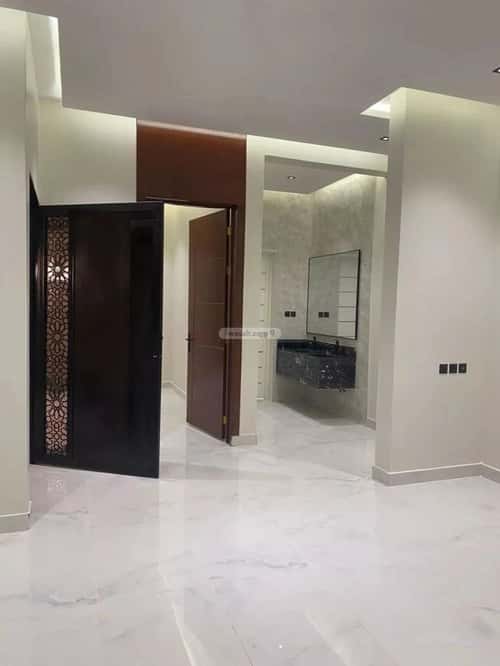 فيلا 300 متر مربع غربية على شارع 15م الرمال، شرق الرياض، الرياض