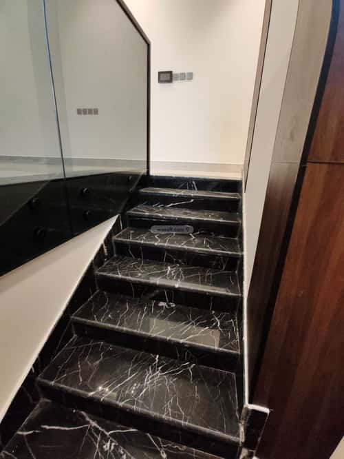 فيلا 338.125 متر مربع جنوبية غربية على شارع 20م الرمال، شرق الرياض، الرياض