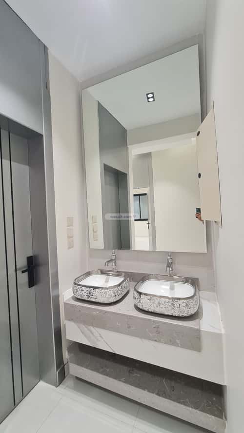 Apartment 229 SQM with 6 Bedrooms Al Maaridh, Khamis Mushait