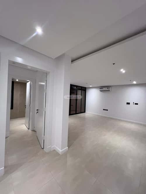 Apartment with 3 Bedrooms Al-Malqa, North Riyadh, Riyadh