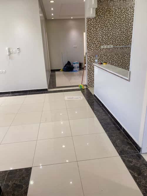Apartment with 3 Bedrooms Al-Qairawan, North Riyadh, Riyadh