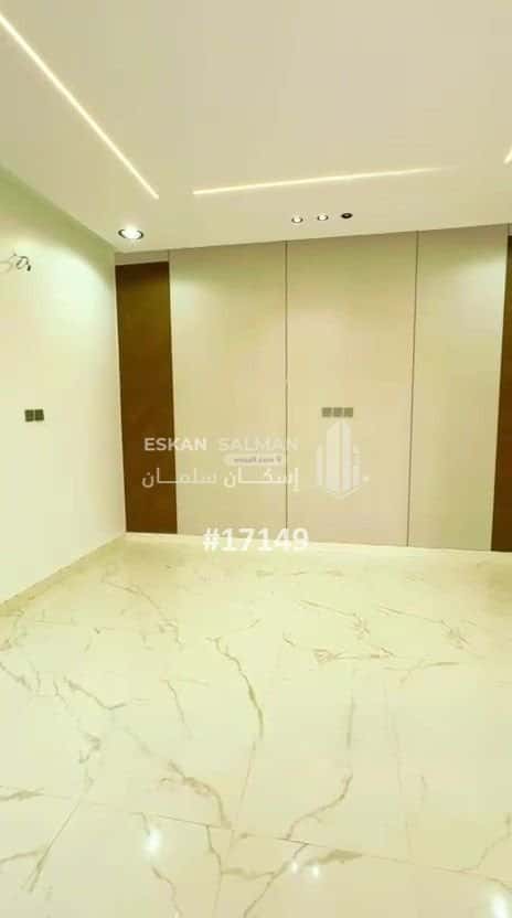 Apartment with 8 bedrooms الروضة، نجران