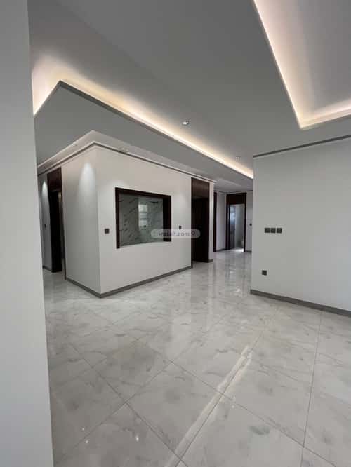 Apartment with 4 Bedrooms Al Khayf, Madinah