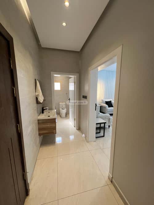 Apartment with 4 Bedrooms Al Khayf, Madinah