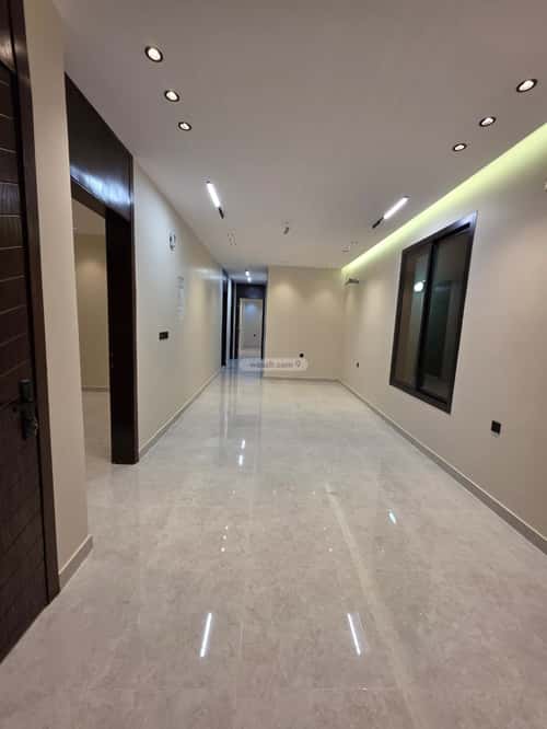 Villa 300 SQM Facing West on 30m Width Street Al Rahmanyah, East Jeddah, Jeddah