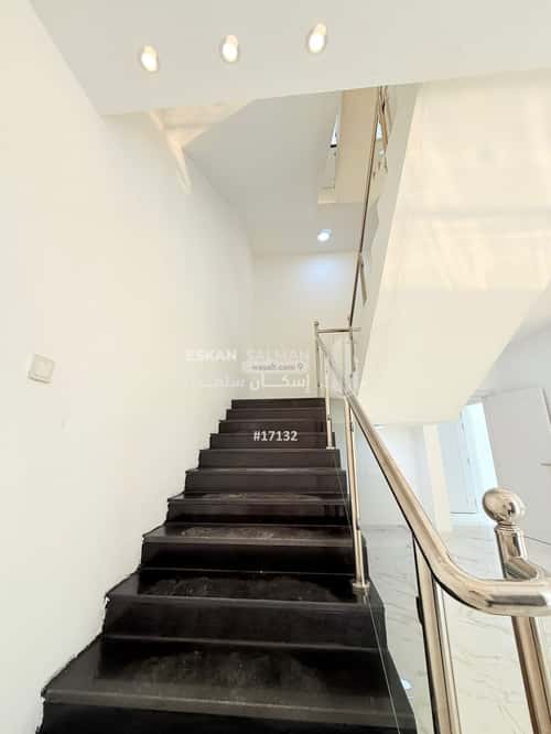 Villa 418 SQM Facing East on 30m Width Street Al Aziziyah - Al Jubail, Jubail