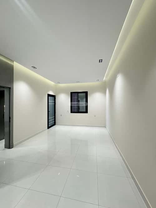 Floor 229 SQM with 5 Bedrooms Al Maaridh, Khamis Mushait