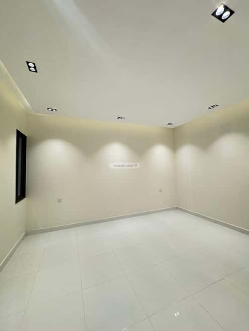 Floor 229.29 SQM with 5 Bedrooms Al Maaridh, Khamis Mushait