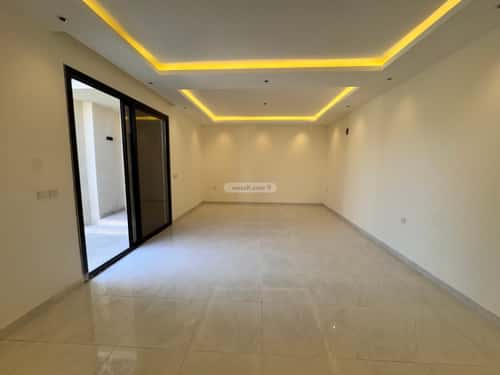 فيلا 350 متر مربع شرقية على شارع 20م الجنادرية، شرق الرياض، الرياض