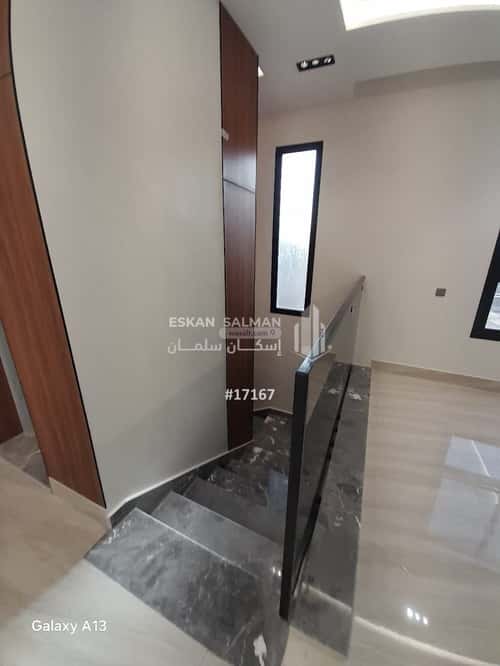 فيلا 375 متر مربع جنوبية على شارع 20م الرمال، شرق الرياض، الرياض