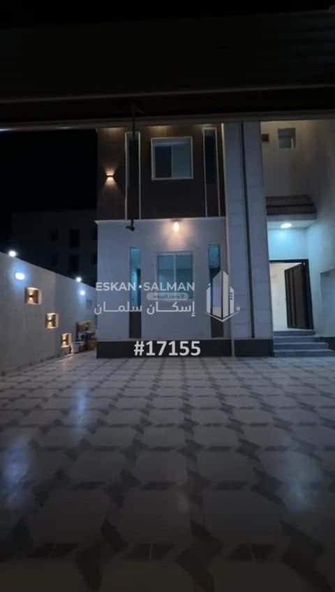 Villa 326 SQM facing South on 18m width street الروضة، نجران