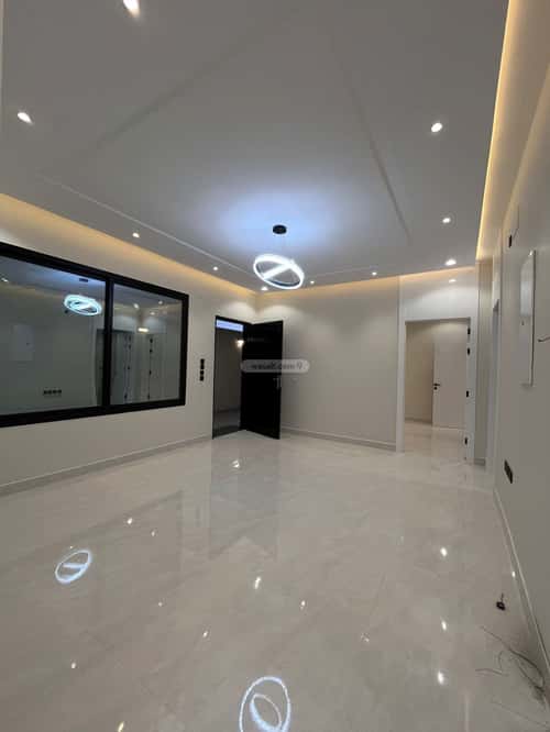 Floor 229 SQM with 6 bedrooms الزهور، أبها