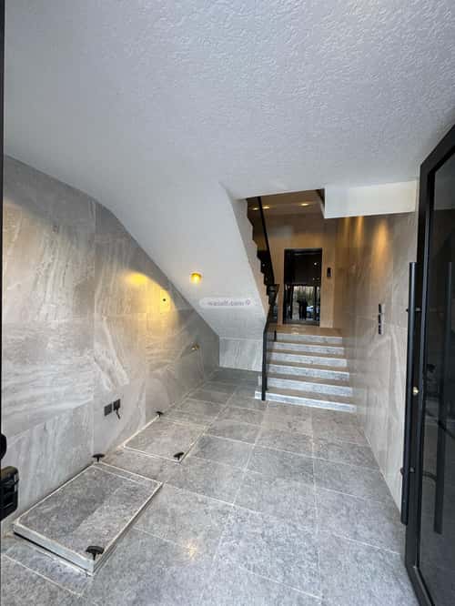 دور 229.28 متر مربع ب 8 غرف المعارض، خميس مشيط