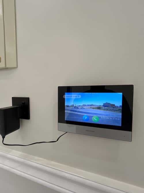 Floor 208 SQM with 7 Bedrooms Central Riyadh, Abha