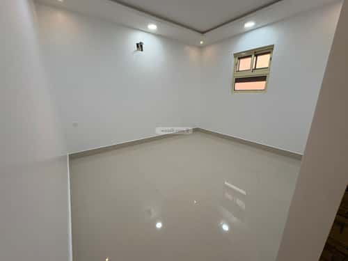 شقة 450 متر مربع ب 3 غرف ظهرة العودة شرق، الدرعية