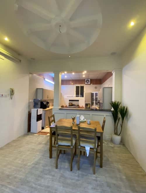 Villa 801 SQM Facing East on 12m Width Street Rayyadh, Alttayif