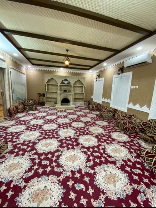 Villa 801 SQM facing East on 12m width street ريحه، الطائف