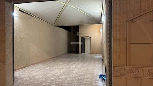 Floor 500 SQM with 5 Bedrooms The Palms, Bariduh