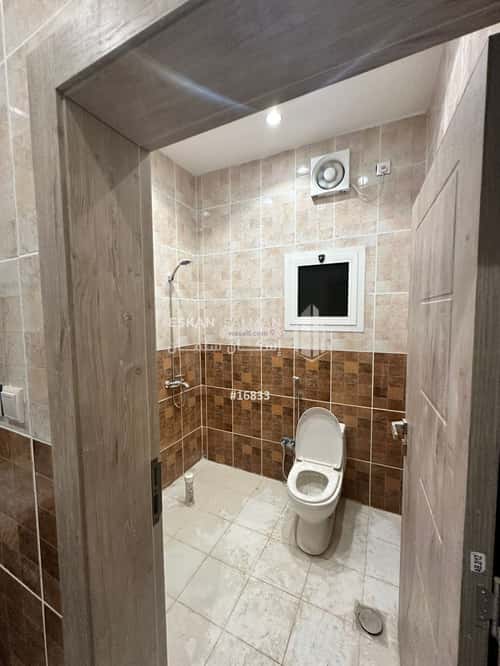 Apartment with 5 Bedrooms Haya Al-Ranoona, Madinah