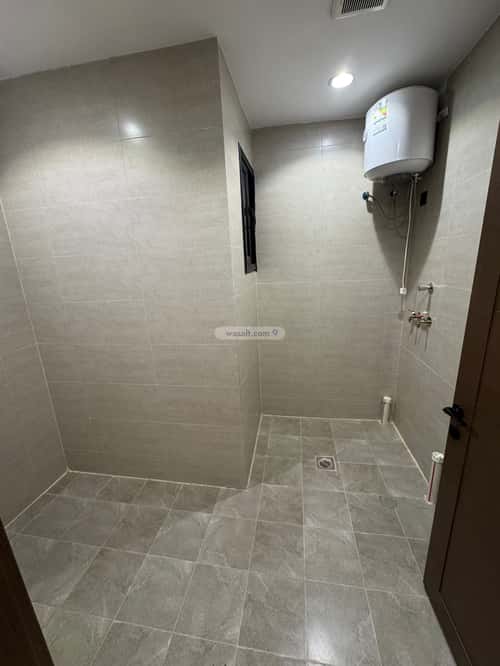 شقة 226 متر مربع ب 6 غرف الظرفة، خميس مشيط