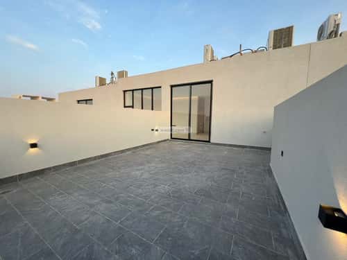 فيلا 210 متر مربع شمالية على شارع 15م النرجس، شمال الرياض، الرياض