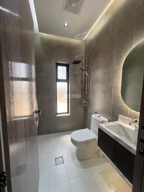 شقة 4 غرف في الروضة