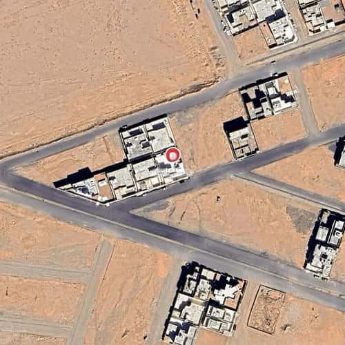 فيلا 750 متر مربع جنوبية على شارع 15م قرطبة، حائل