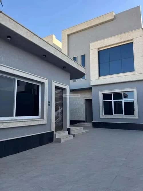 فيلا 400 متر مربع شمالية على شارع 10م الشفاء، حائل