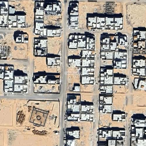 Villa 300 SQM Facing West on 20m Width Street The Districts, Hayil