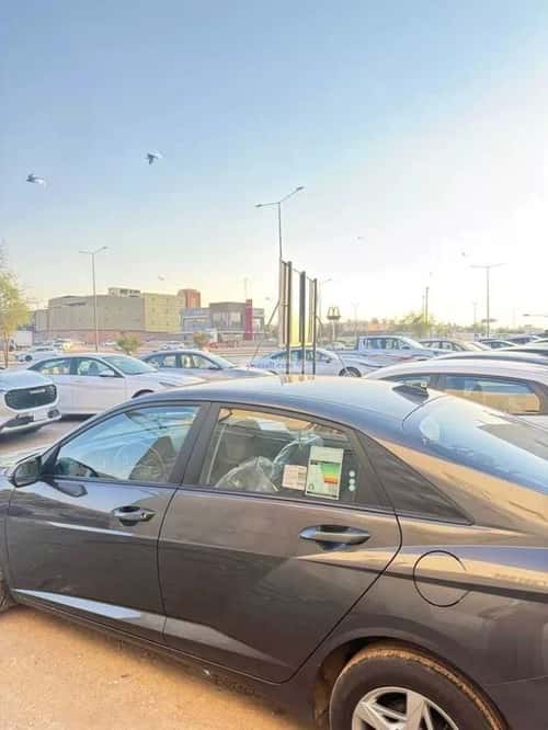 أرض 750 متر مربع جنوبية على شارع 60م اليرموك، شرق الرياض، الرياض