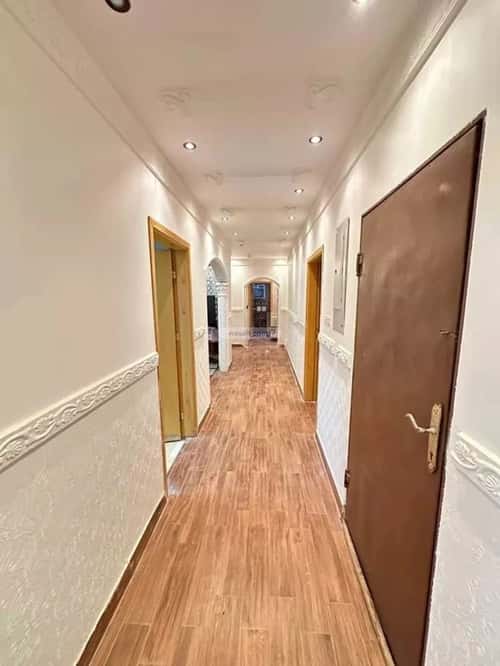 دور 325 متر مربع ب 5 غرف إشبيلية، شرق الرياض، الرياض