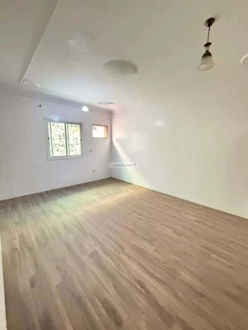 Apartment with 5 bedrooms اليرموك، شرق الرياض، الرياض