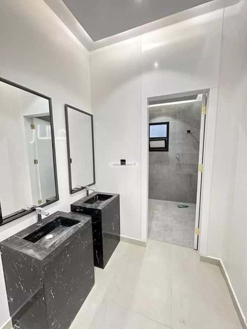 شقة ب 5 غرف Al-Janadriyah, East Riyadh, Riyadh