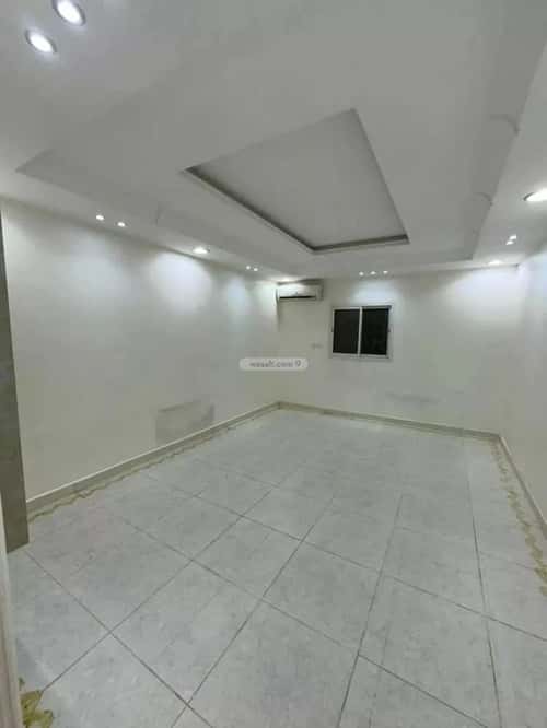 Floor 300 SQM with 6 Bedrooms Ar-Rimal, East Riyadh, Riyadh