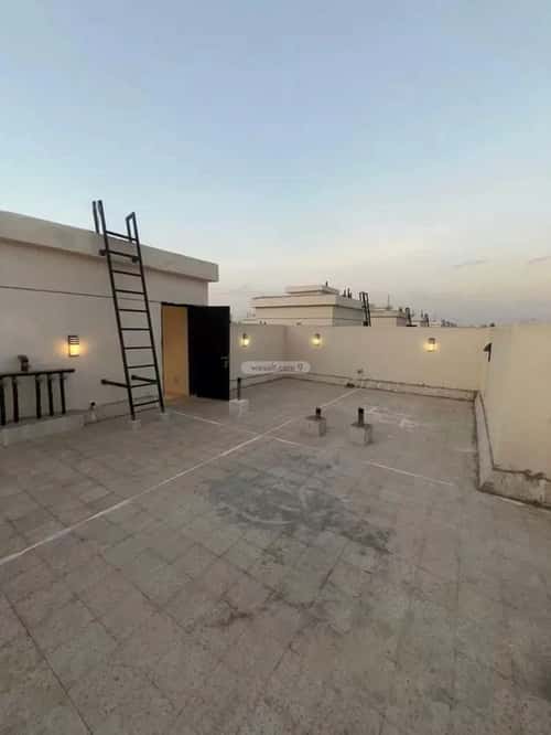 Villa 350 SQM Facing South with 7 Bedrooms Al-Janadriyah, East Riyadh, Riyadh