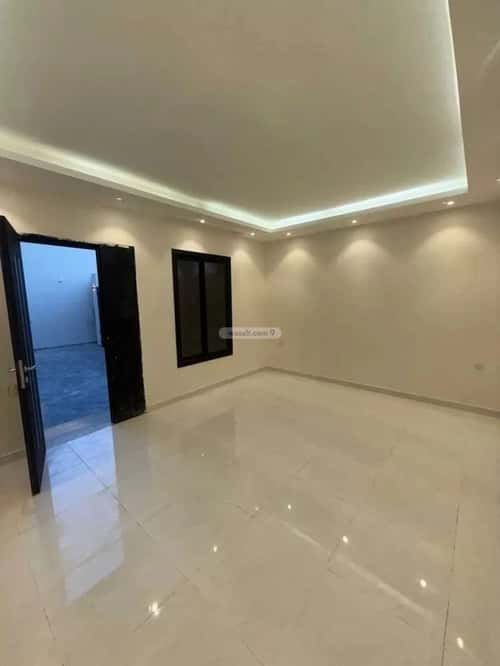 Villa 350 SQM Facing South with 7 Bedrooms Al-Janadriyah, East Riyadh, Riyadh