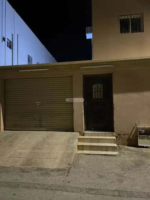 Villa 491 SQM Facing North East on 15.15m Width Street King Khalid, Eanizah