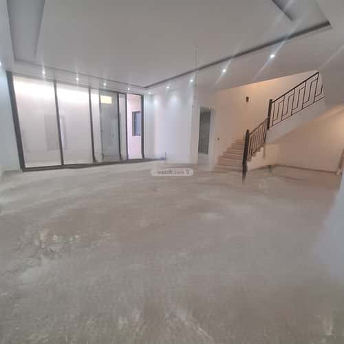 فيلا 358 متر مربع شمالية غربية على شارع 15م الأمواج، الخبر