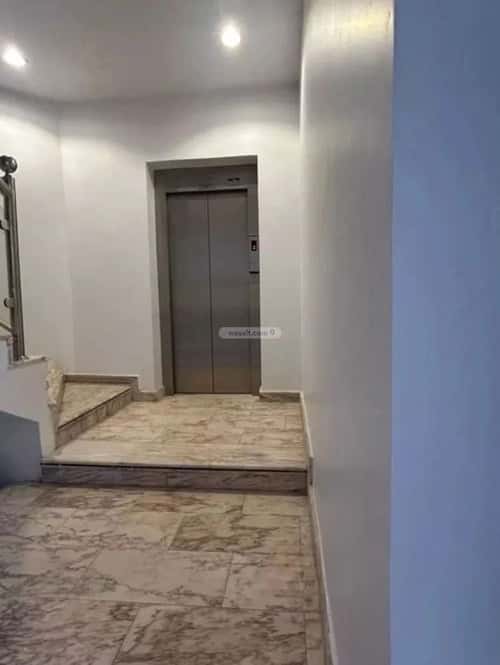 Floor 300 SQM with 3 Bedrooms Al-Malqa, North Riyadh, Riyadh