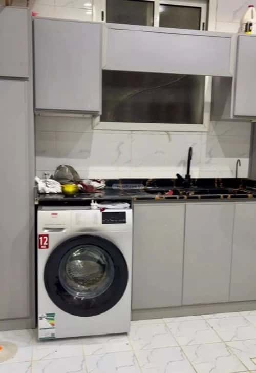 Apartment with 3 Bedrooms West An-Naseem, East Riyadh, Riyadh