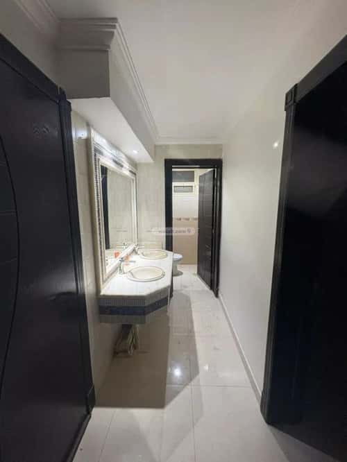 Floor 651 SQM with 3 Bedrooms Al-Yasmeen, North Riyadh, Riyadh