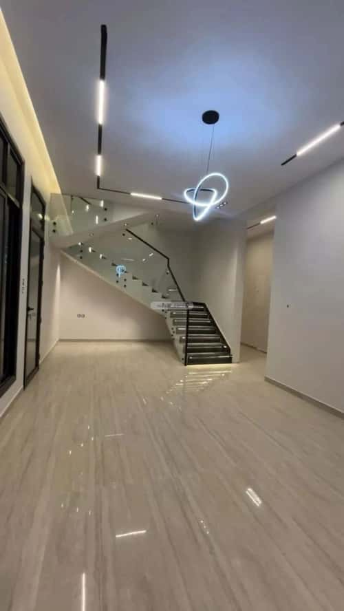 Villa 250 SQM Facing South on 15m Width Street Ar-Rimal, East Riyadh, Riyadh